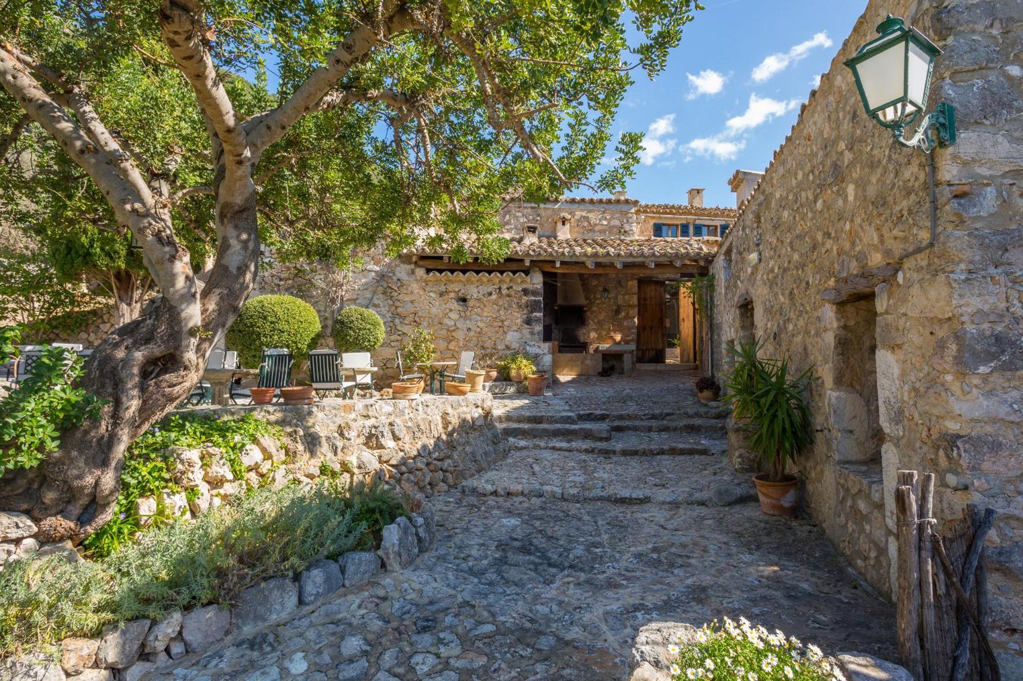 Finca Es Castell Binibona Exterior foto