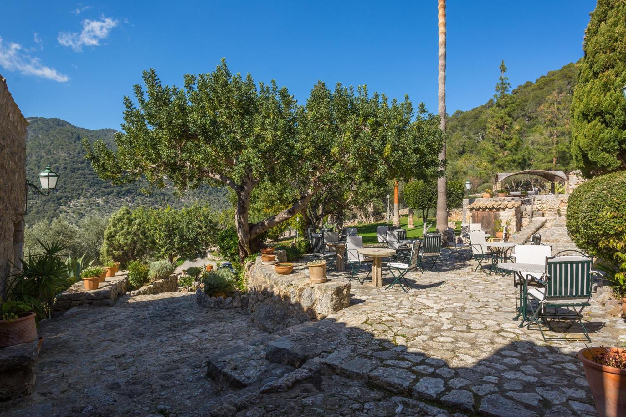 Finca Es Castell Binibona Exterior foto
